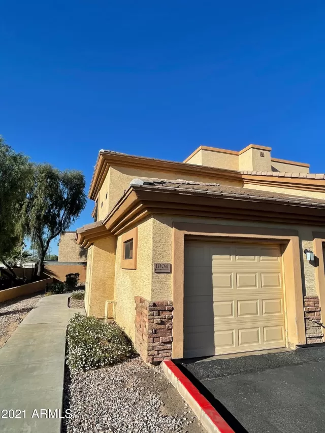 MLS: 6197660 Condo For Sale