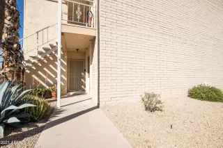 Photo #5: 6197680 Listing