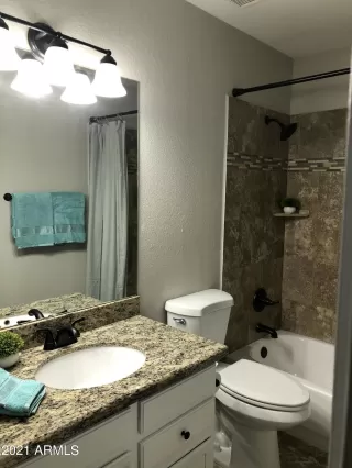 Photo #4: 6197865 Listing