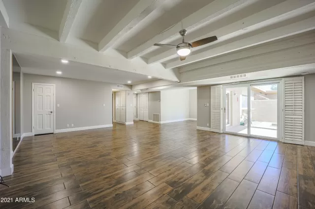 MLS: 6197872 Condo For Sale