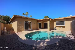 Photo #2: 6197872 Listing