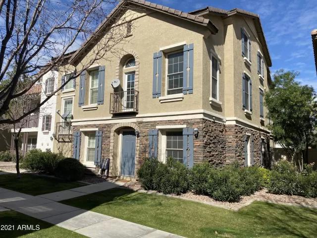 MLS: 6197962 Condo For Sale