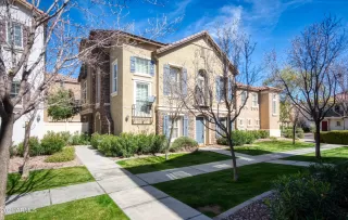 Photo #2: 6197962 Listing