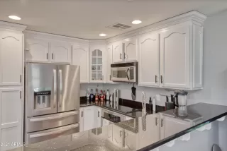 Photo #4: 6197962 Listing