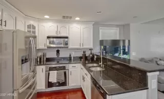 Photo #5: 6197962 Listing