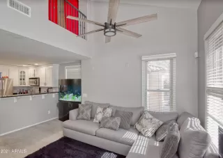 Photo #6: 6197962 Listing