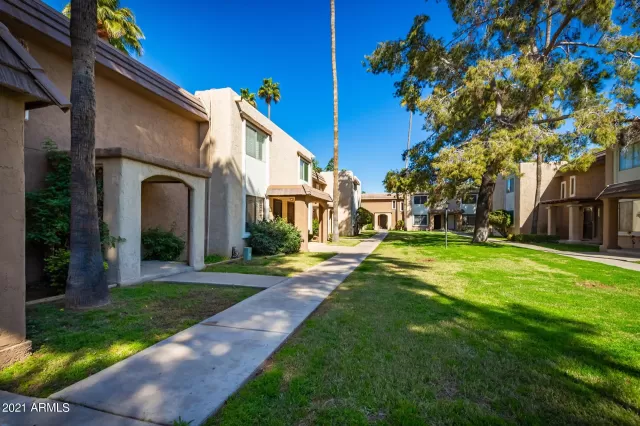 MLS: 6197978 Condo For Sale