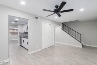 Photo #6: 6197978 Listing