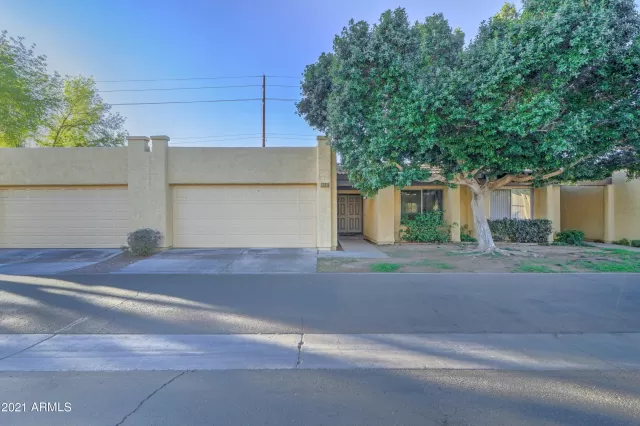 MLS: 6197982 Condo For Sale