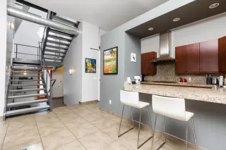 Photo #4: 6198041 Listing 