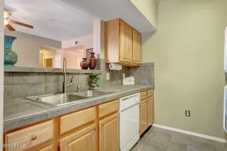 Photo #3: 6198104 Listing