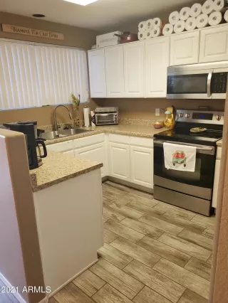 Photo #5: 6198241 Listing