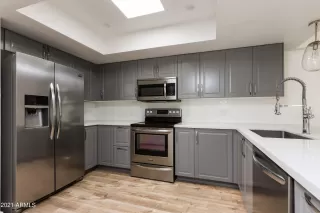 Photo #2: 6198269 Listing