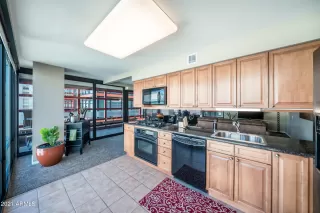 Photo #4: 6198301 Listing