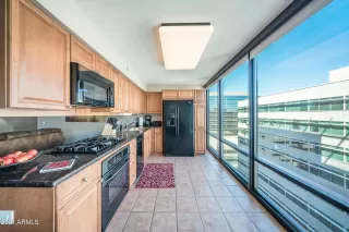 Photo #5: 6198301 Listing