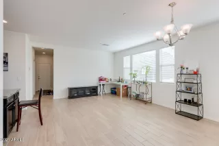 Photo #6: 6198340 Listing