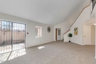 Photo #6: 6198515 Listing