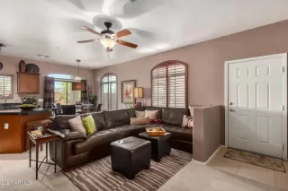 Photo #3: 6198582 Listing