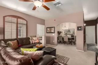 Photo #4: 6198582 Listing