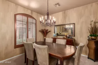 Photo #6: 6198582 Listing