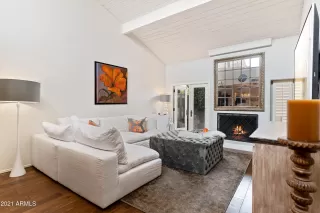 Photo #3: 6198639 Listing