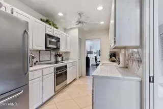 Photo #6: 6198639 Listing