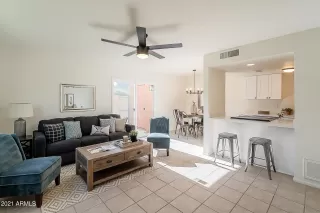 Photo #4: 6198707 Listing 