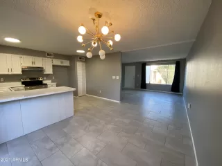 Photo #5: 6198923 Listing 