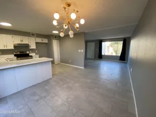 Photo #6: 6198923 Listing 