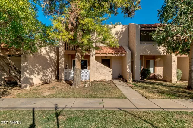 MLS: 6199076 Condo For Sale