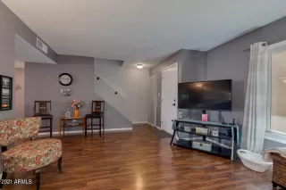 Photo #6: 6199076 Listing