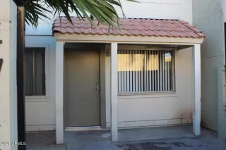 Photo #1: 6199238 Listing 