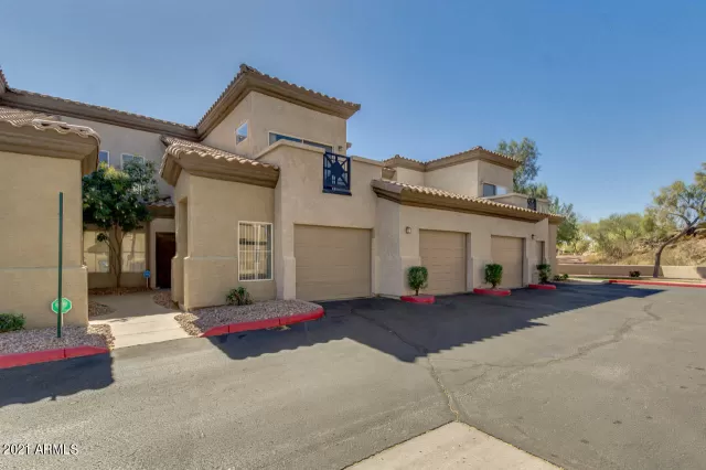 MLS: 6199262 Condo For Sale