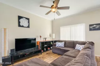 Photo #4: 6199262 Listing 