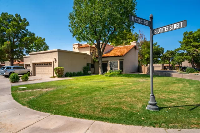 MLS: 6199343 Condo For Sale