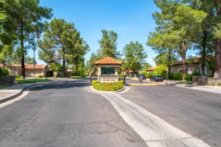 Photo #5: 6199343 Listing 