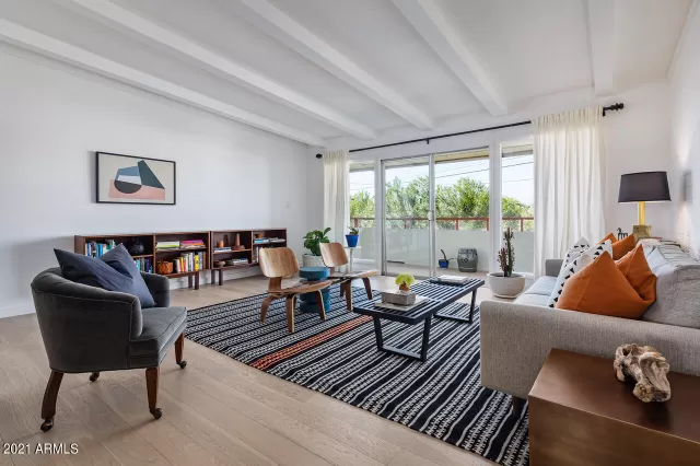 MLS: 6199360 Condo For Sale