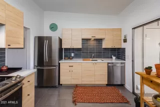 Photo #2: 6199360 Listing