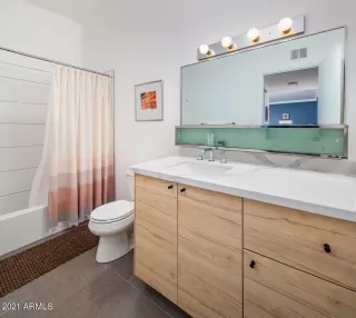 Photo #6: 6199360 Listing