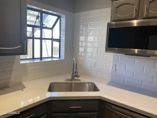 Photo #3: 6199378 Listing 