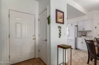 Photo #5: 6199388 Listing