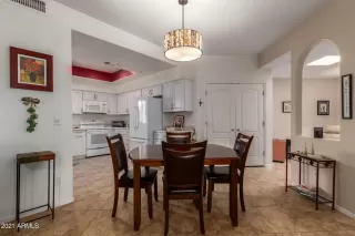 Photo #6: 6199388 Listing