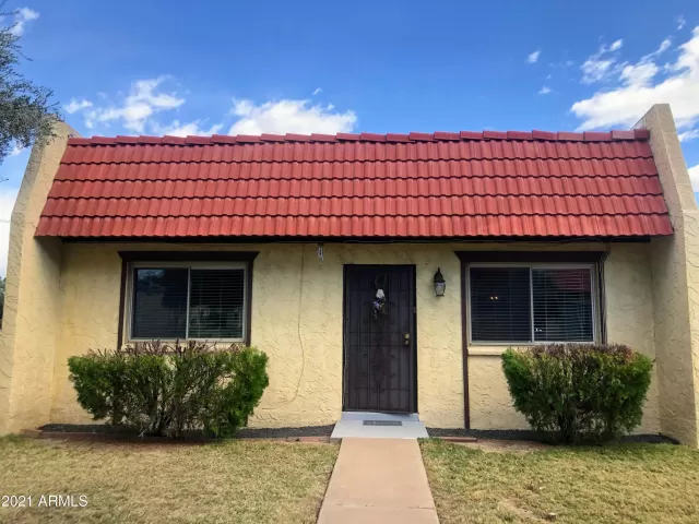 MLS: 6199508 Condo For Sale