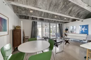 Photo #5: 6199525 Listing