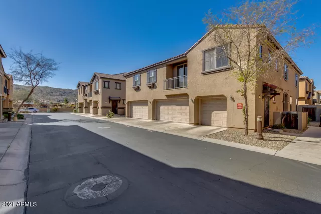 MLS: 6199655 Condo For Sale