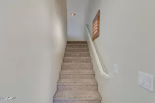 Photo #4: 6199655 Listing