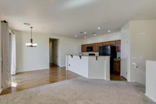 Photo #5: 6199655 Listing