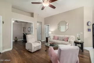 Photo #1: 6199680 Listing 