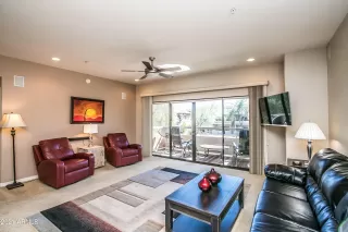 Photo #4: 6199843 Listing