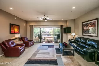 Photo #6: 6199843 Listing